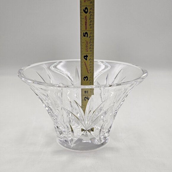 Marquis by Waterford Crystal Cut Glass Leaf Bowl Vase Centerpiece Decor 3.75 in - Picture 10 of 11